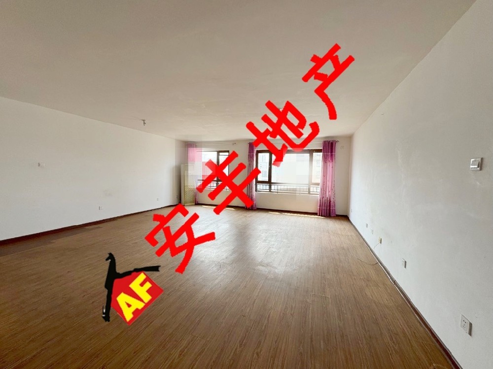 上善頤園  134平 185萬(wàn) 簡(jiǎn)裝免大稅，帶車(chē)位